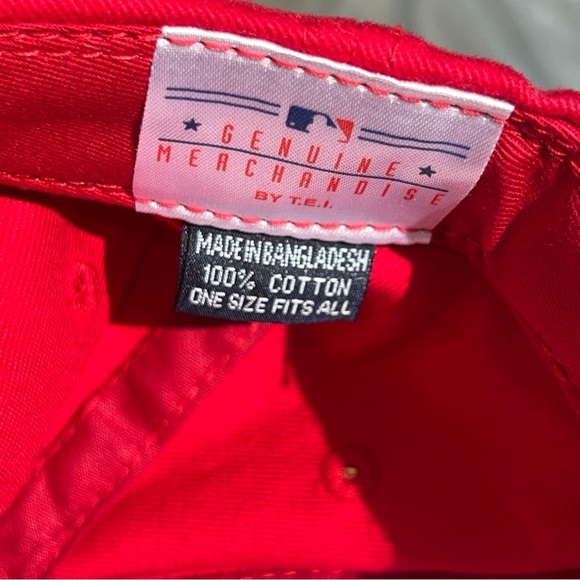 MLB Cincinnati Reds Baseball Hat Genuine Merchandise Adjustable Strapback Cap - Picture 6 of 6